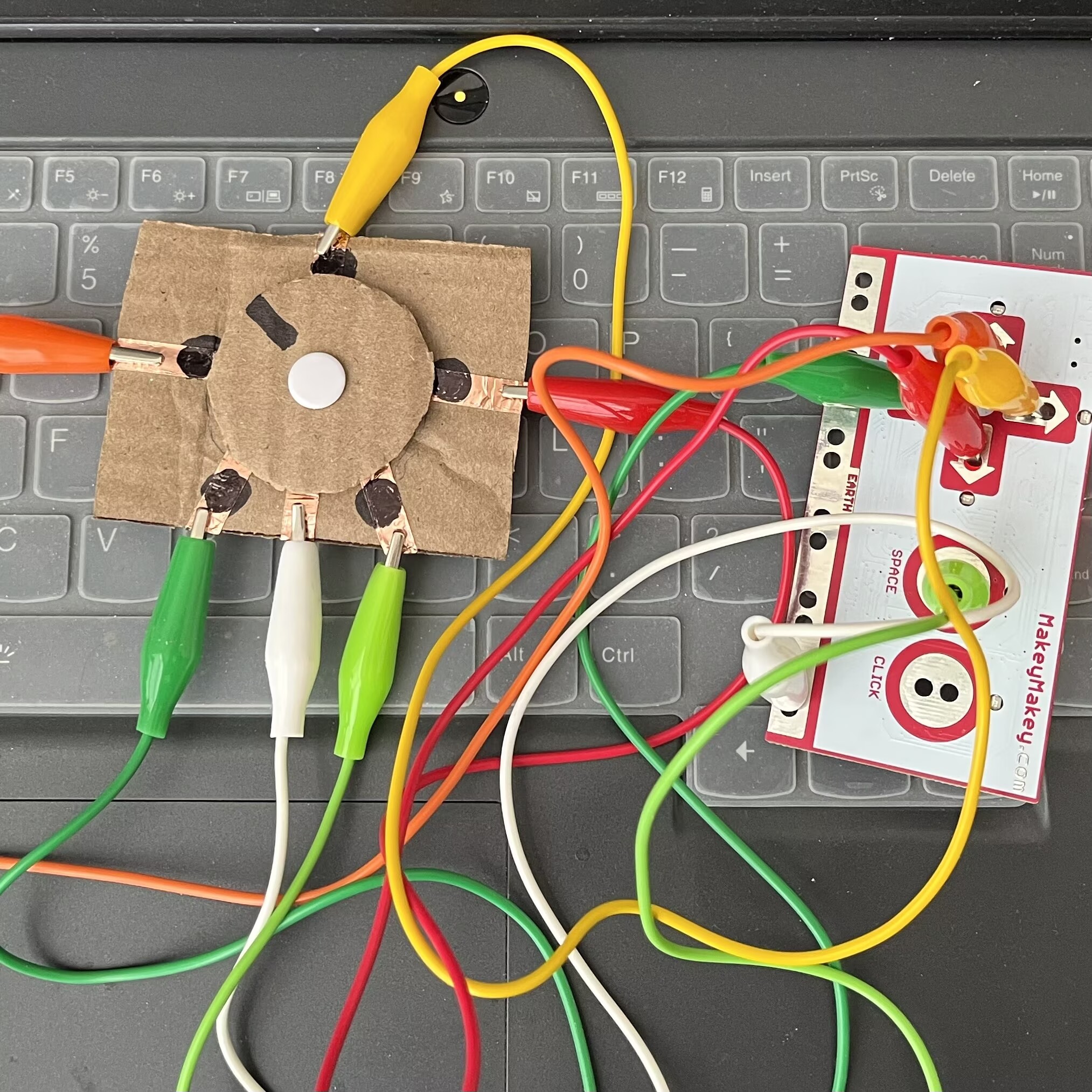 Connecting to Makey Makey