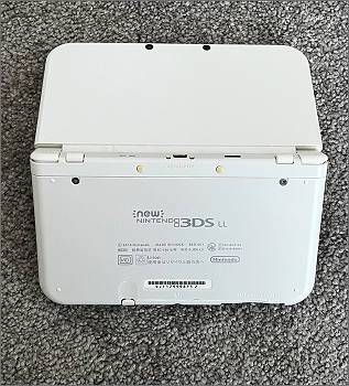 The back view of 3DS